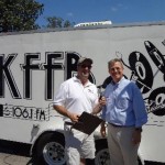 Bob Connell talks with candidate Scott Ellington for US Congress